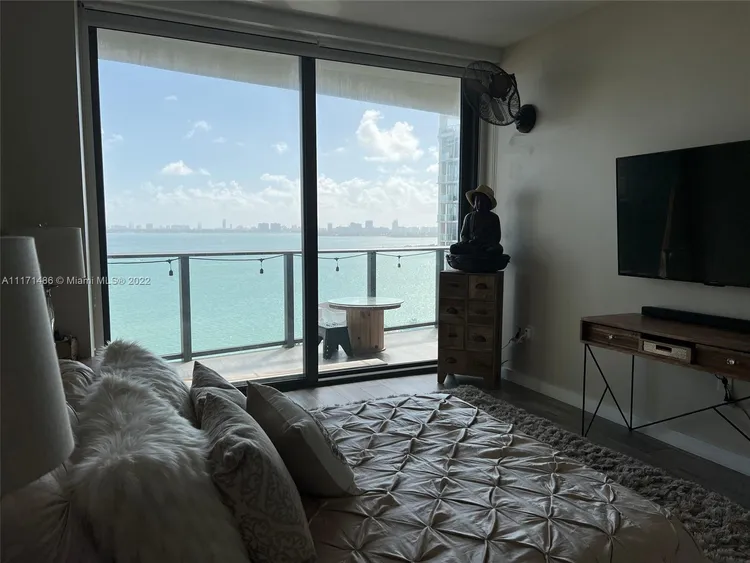 Icon Bay #1505 image #10