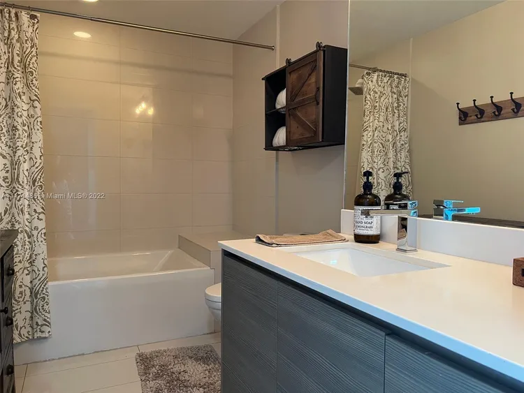 Icon Bay #1505 image #14