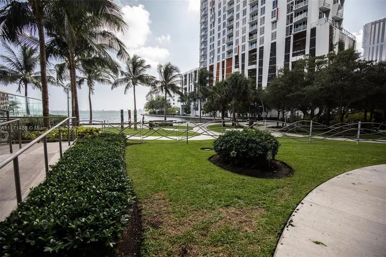 Icon Bay #1505 image #38