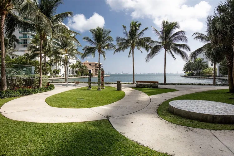 Icon Bay #1505 image #40