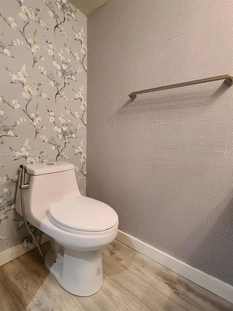 The Venetia #17K image #15