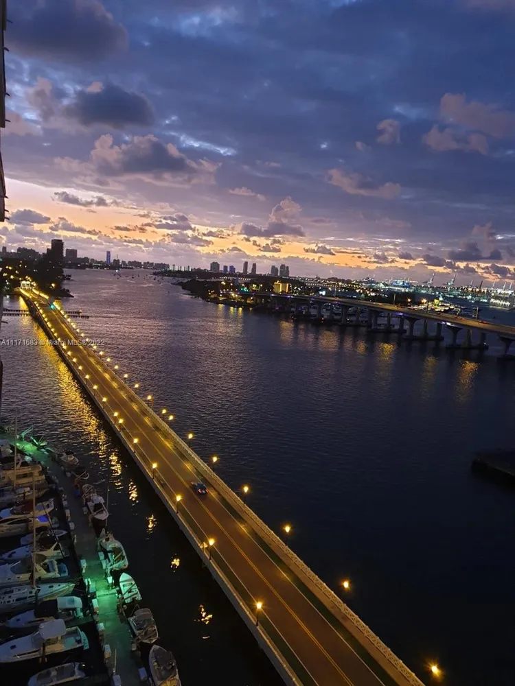 The Venetia #17K image #18