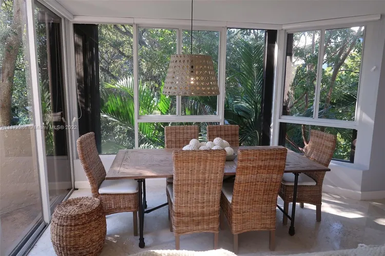 Key Colony IV Botanica #218 image #14