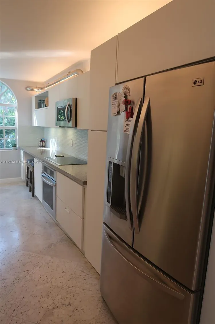 Key Colony IV Botanica #218 image #9