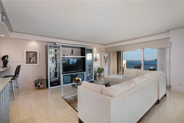 Cricket Club Miami #1807 image #8