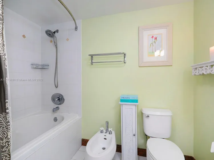 The Mutiny #408 image #13