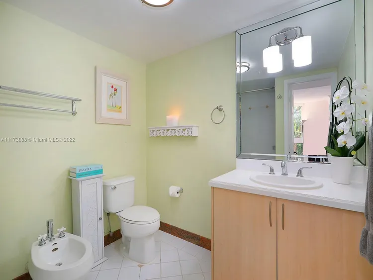 The Mutiny #408 image #14