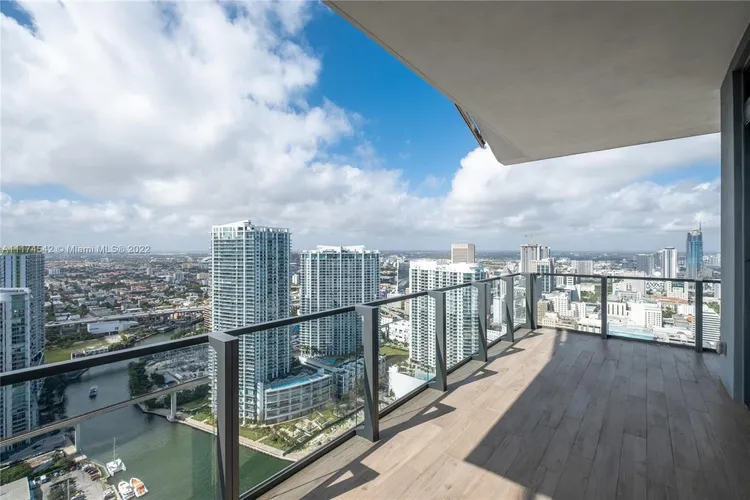 Reach Brickell City Centre #4111 image #22