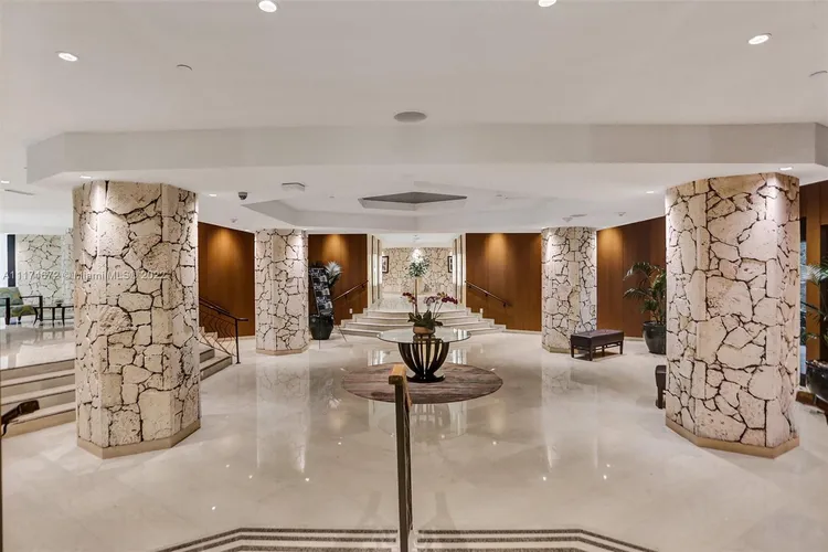 Towers of Key Biscayne #A402 image #20