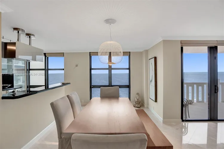 Towers of Key Biscayne #A402 image #7