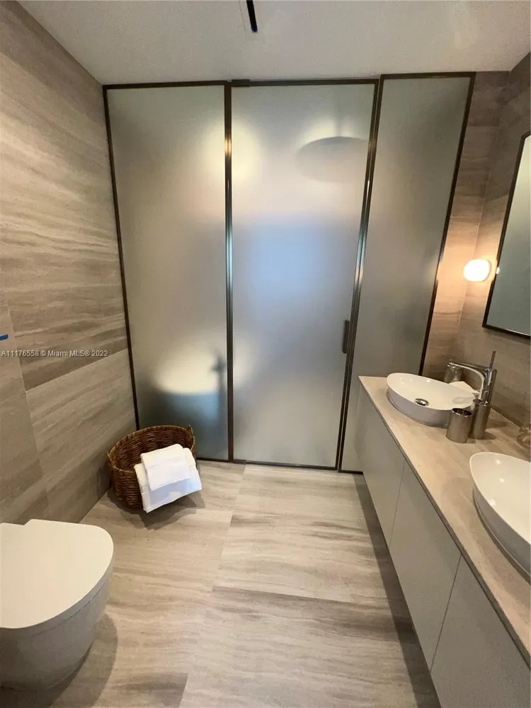 57 Ocean #1505 image #15