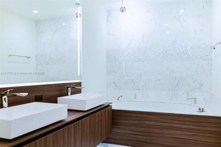 Brickell Flatiron #5908 image #10