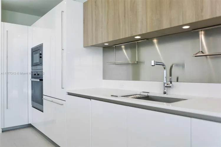 Brickell Flatiron #5908 image #14