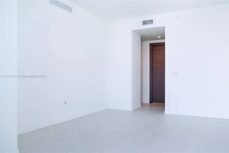 Brickell Flatiron #5908 image #9