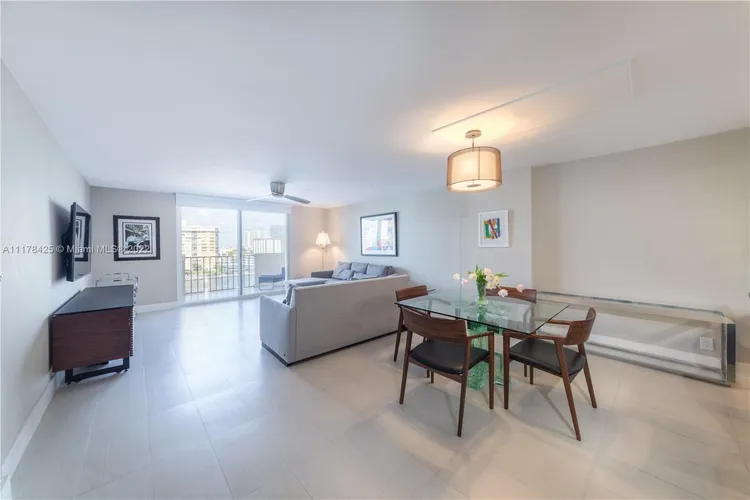 Prince George Condo #8J image #7