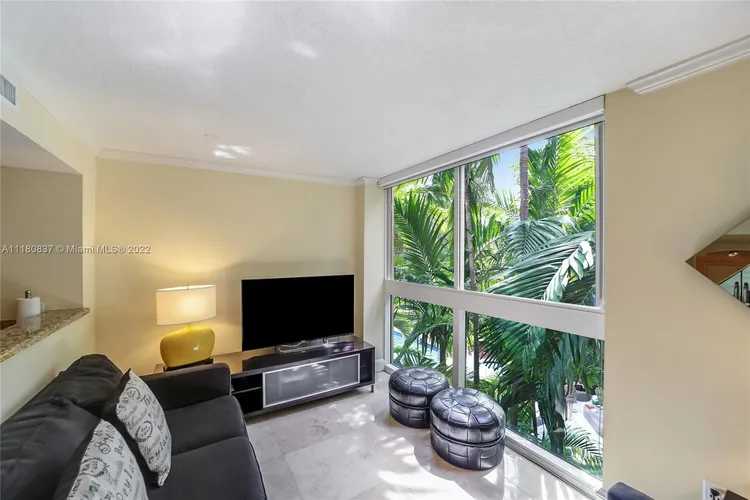 The Mutiny #308 image #13