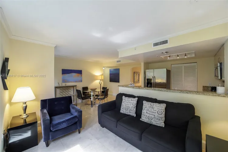 The Mutiny #308 image #14