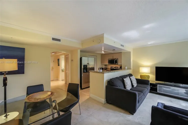 The Mutiny #308 image #15