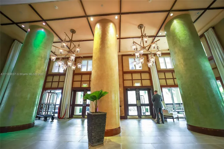 The Mutiny #308 image #7