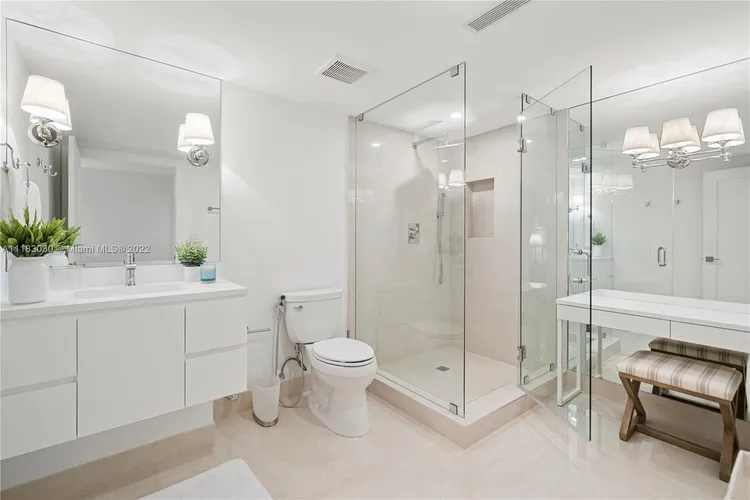 Bal Harbour 101 #703 image #27