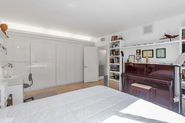 Key Colony IV Botanica #454 image #8