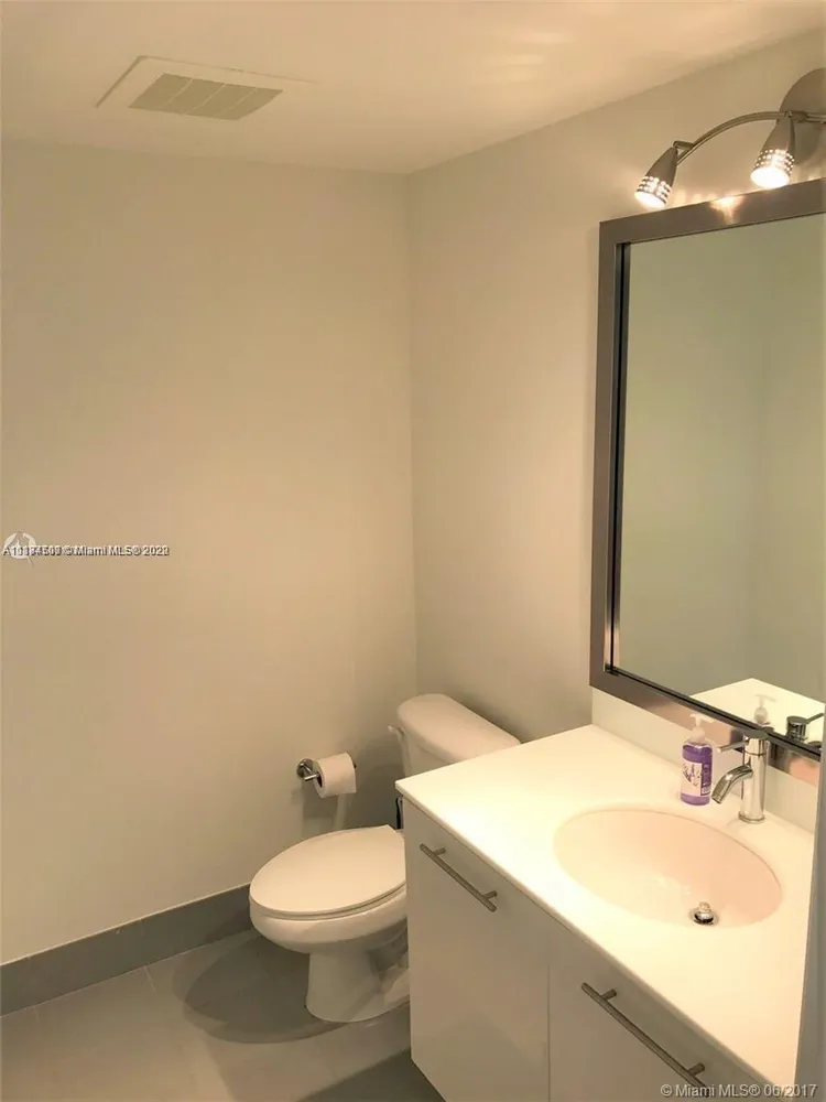 Mint #2003 image #21