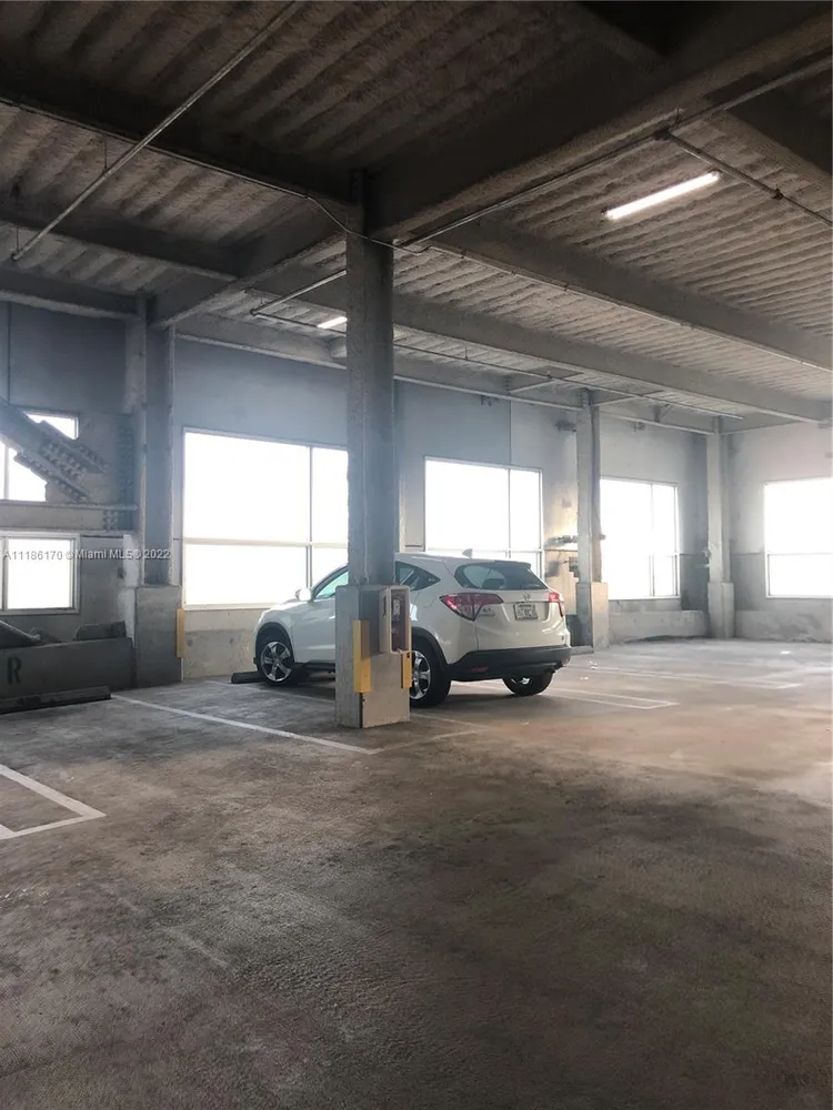 Latitude #1715 image #11