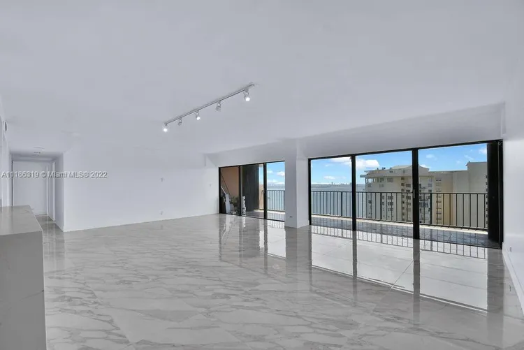 Cricket Club Miami #2208 image #21