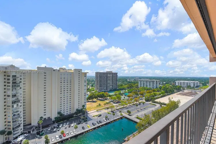 Cricket Club Miami #2208 image #42