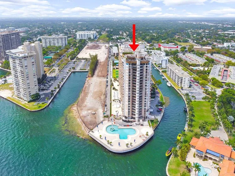 Cricket Club Miami #2208 image #8