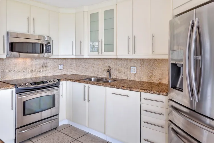 Tropicana #704 image #27