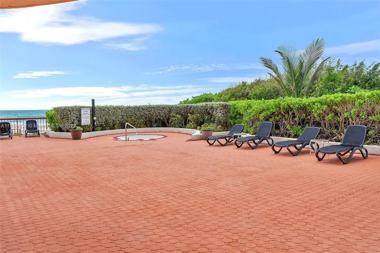 Tropicana #704 image #33