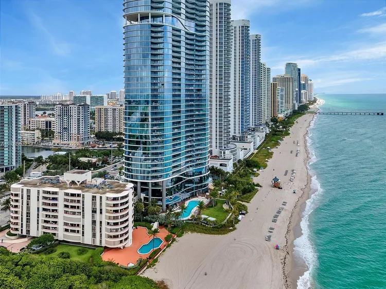 Tropicana #704 image #37