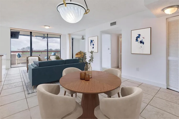 Tropicana #704 image #6