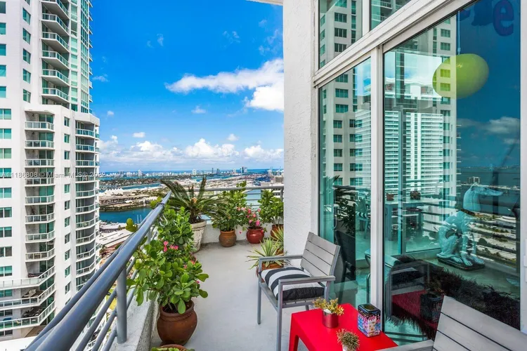 Loft Downtown II #3501 image #15