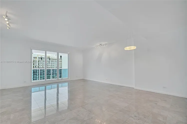 Roney Palace #PH8 image #9