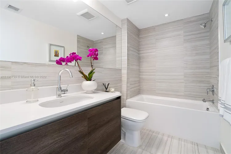 Merrick Manor #535 image #19