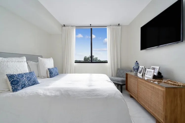 Merrick Manor #535 image #28