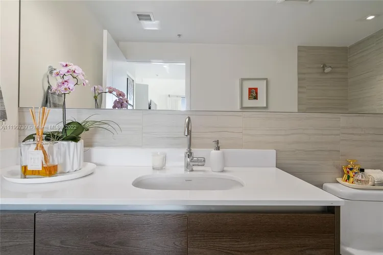 Merrick Manor #535 image #33