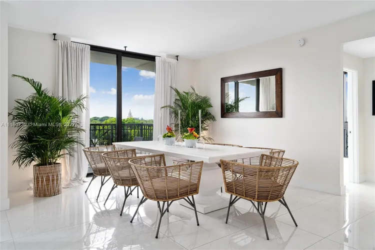 Merrick Manor #535 image #6