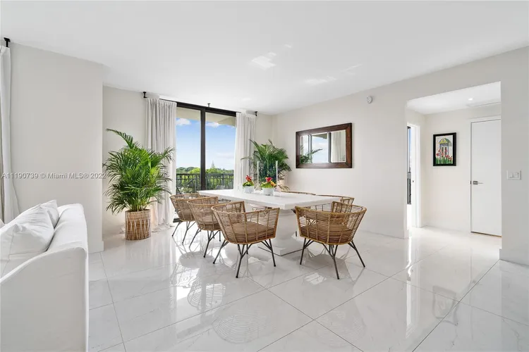 Merrick Manor #535 image #7