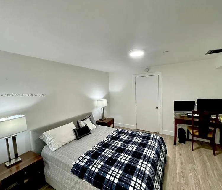 Key Colony III Emerald Bay #235 image #6