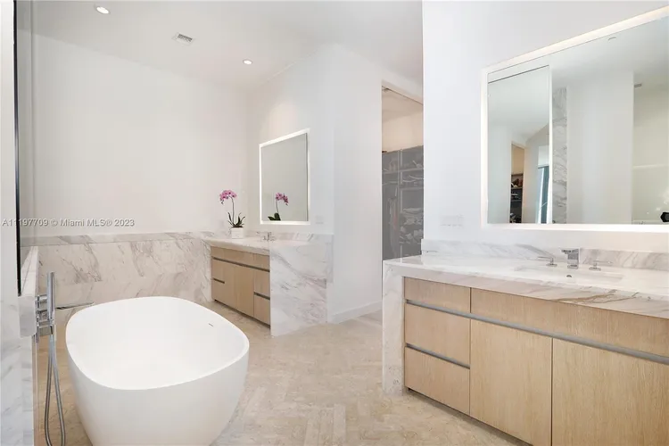 Two Park Grove #UPH-A image #22