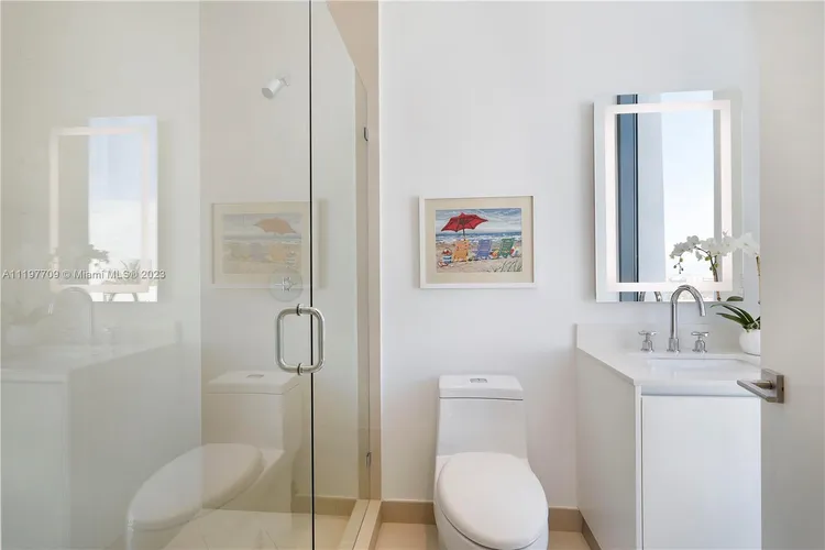 Two Park Grove #UPH-A image #25