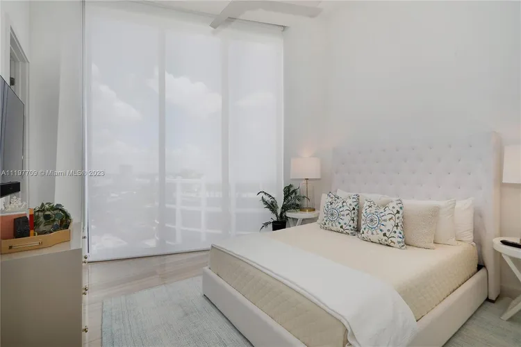 Two Park Grove #UPH-A image #26