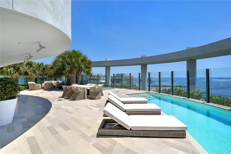 Two Park Grove #UPH-A image #32