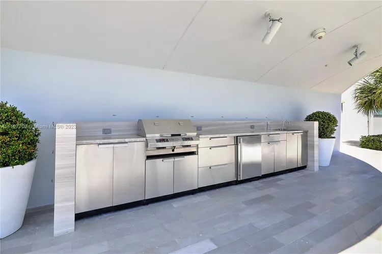 Two Park Grove #UPH-A image #38