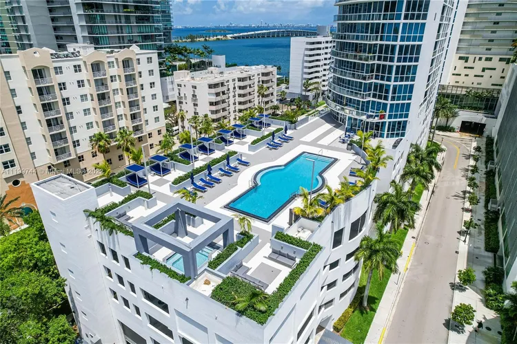 Platinum #L102 image #24