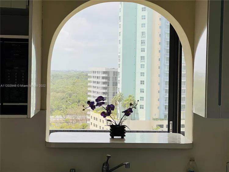 Brickell Bay Club #1212 image #8