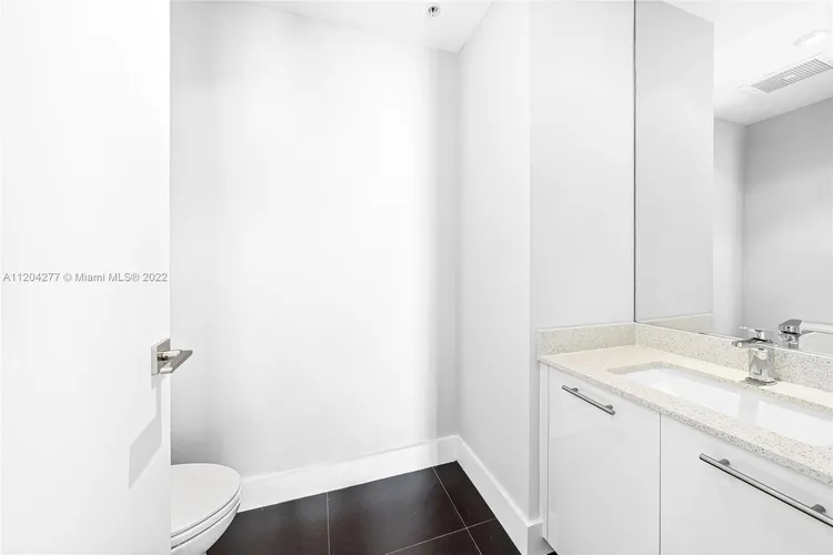 Midtown 2 #H2701 image #13